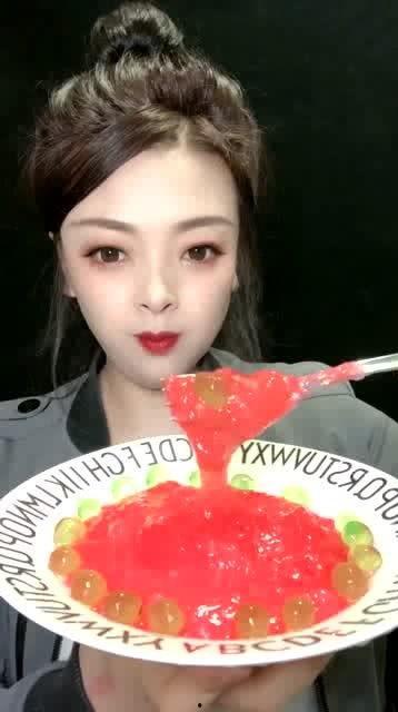 娱乐吃瓜酱姐姐和弟弟,酱姐姐与弟弟的甜蜜互动,揭秘娱乐圈温馨亲情